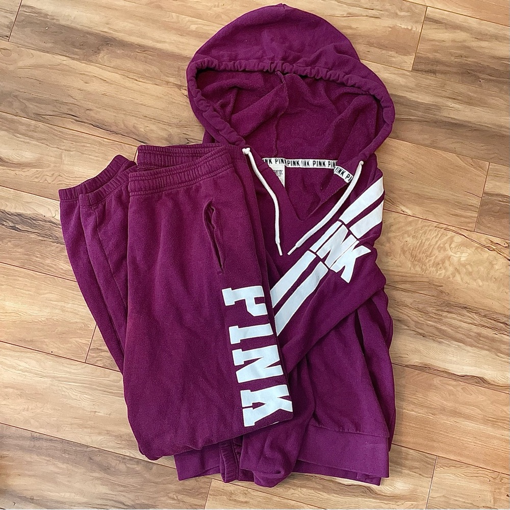 💜💥NWOT💥VS PINK hoodie 💜💥EUC💥 VS PINK matching sweatpants set💜both size-S